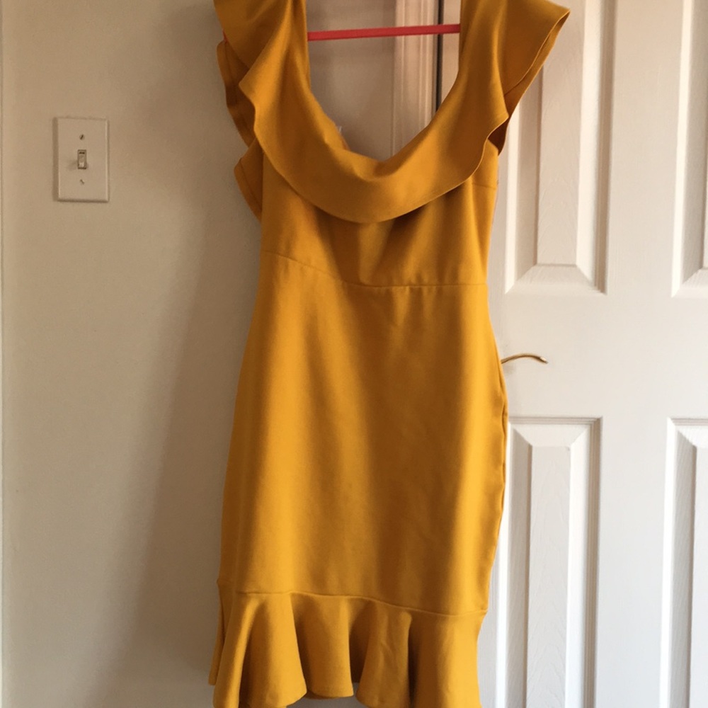 Lulus yellow dress